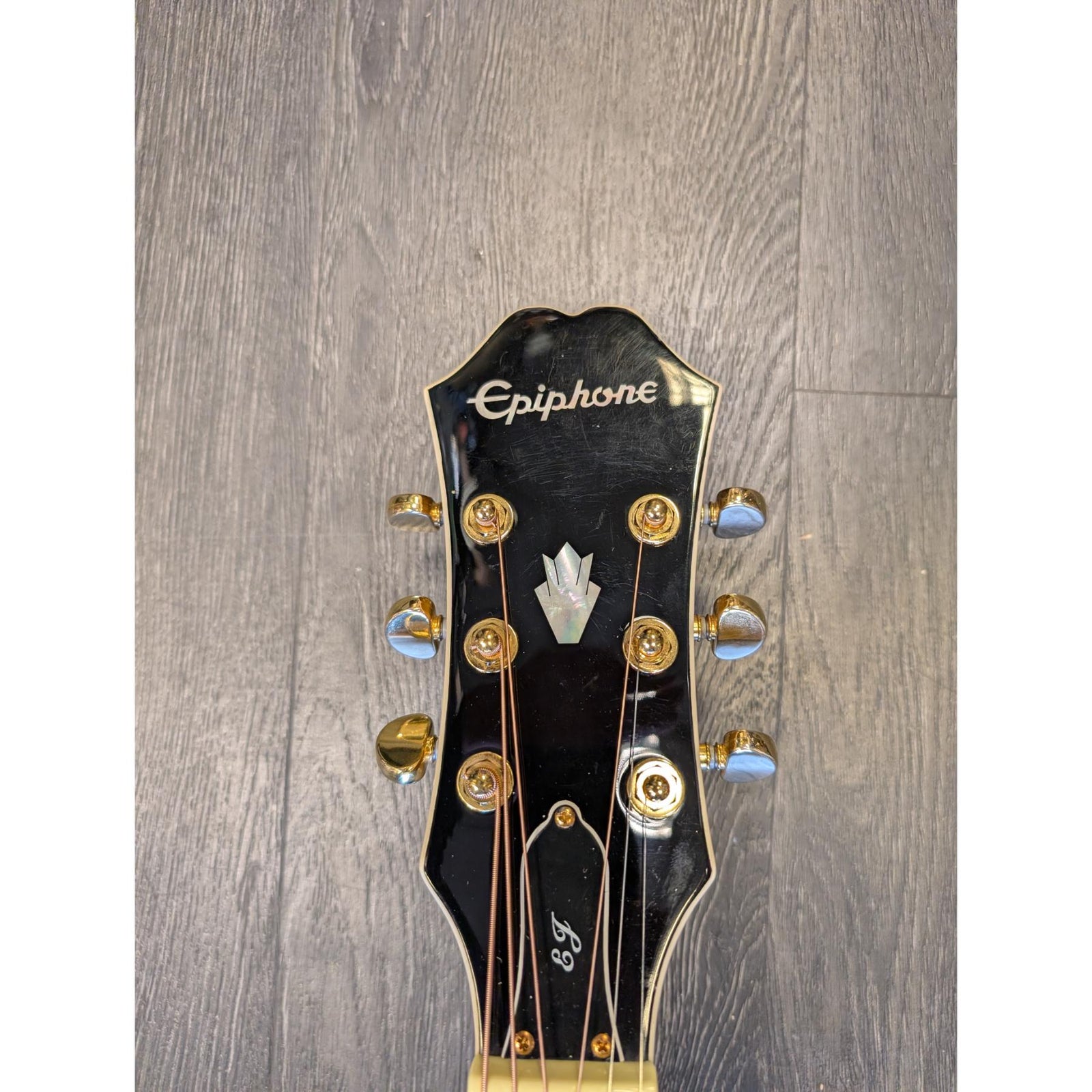 (SOLD) EJ-200 SCE VS Electro Acoustic pre Loved