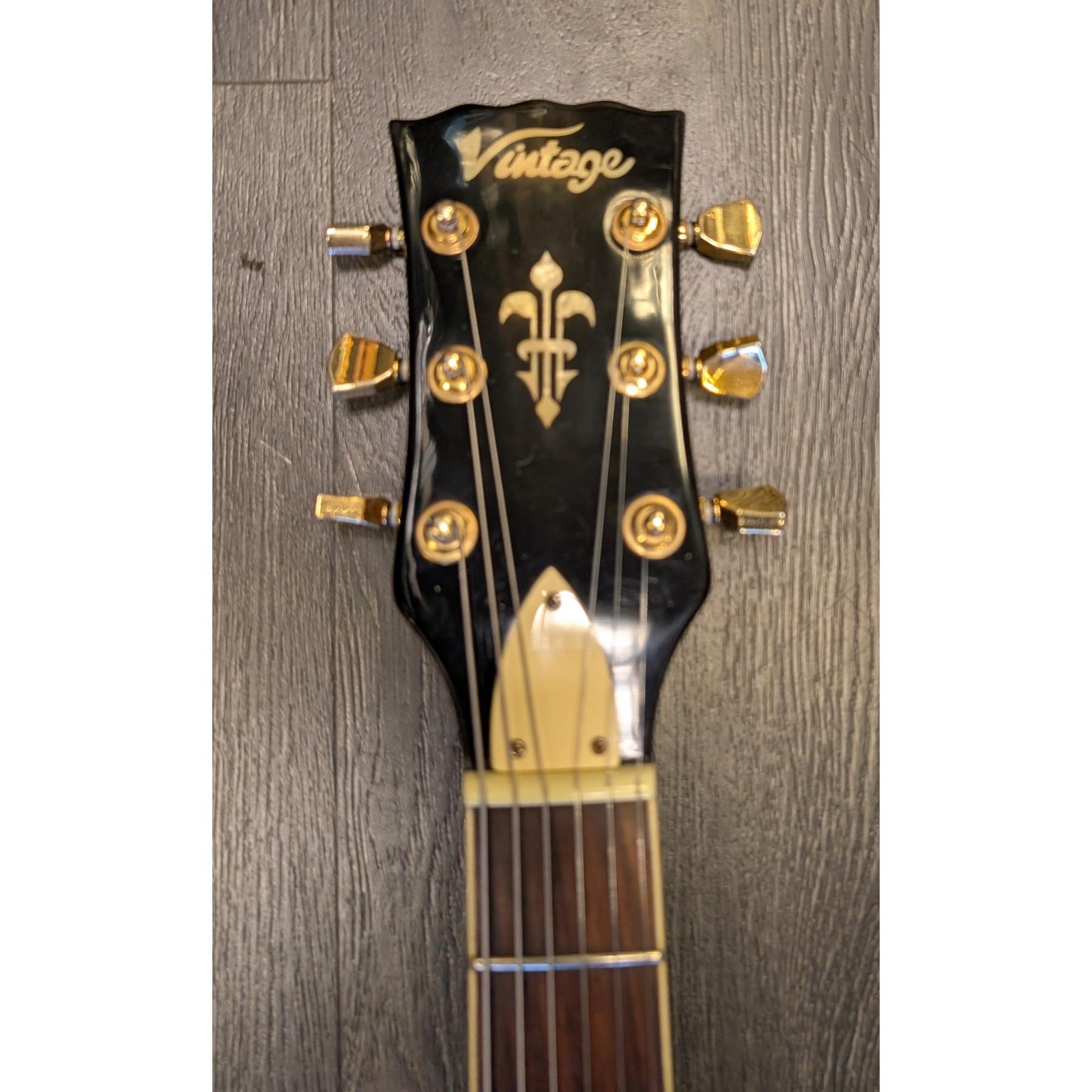 V100 Honey Burst LP Type Guitar (Pre-Loved)