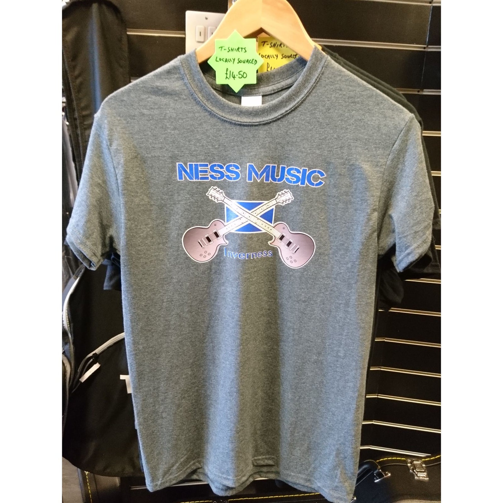 TSHIRT NESS MUSIC